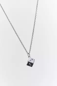 Цепочка с подвеской-кубиком