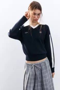 Джемпер-поло вязаный с вышивкой