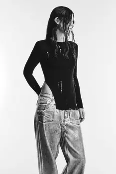 Джемпер тонкой вязки в стиле гранж