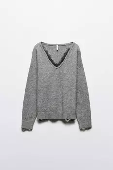 Джемпер вязаный рваный с кружевом