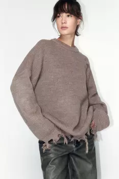 Джемпер вязаный рваный в рубчик