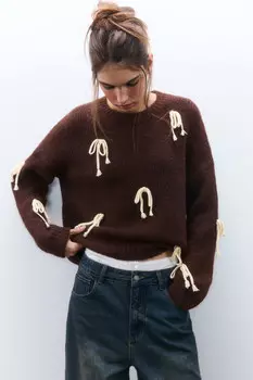 Джемпер вязаный с декором