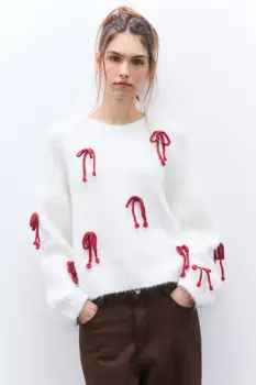 Джемпер вязаный с декором