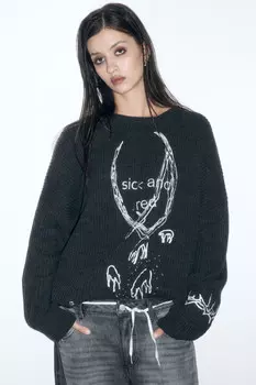 Джемпер вязаный с принтом и надписями