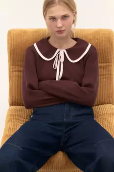 Джемпер вязаный с воротником