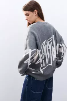 Джемпер вязаный с вышивкой и принтом