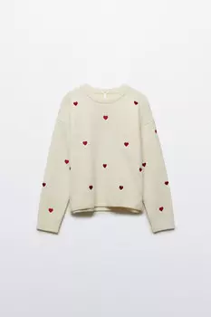 Джемпер вязаный с вышивкой-сердечками