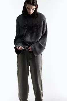 Джемпер вязаный свободный в стиле гранж