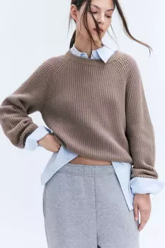 Джемпер вязаный в рубчик с рукавами-реглан