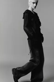 Джинсы baggy fit со средней посадкой