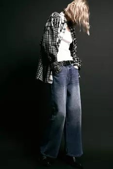 Джинсы baggy fit со средней посадкой и ремнем