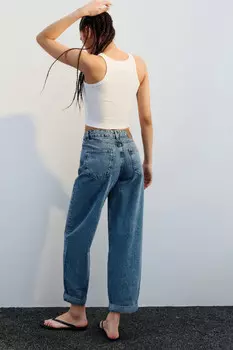 Джинсы-бананы широкие с высокой посадкой