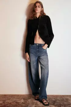 Джинсы barrel fit с низкой посадкой