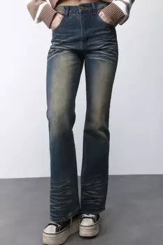 Джинсы клеш со средней посадкой