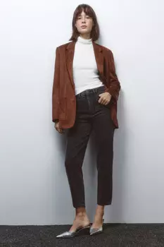 Джинсы mom fit укороченные с высокой посадкой