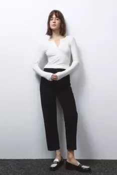 Джинсы mom fit укороченные с высокой посадкой