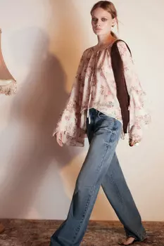 Джинсы прямые со средней посадкой