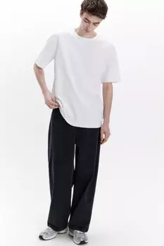 Джинсы широкие базовые со средней посадкой