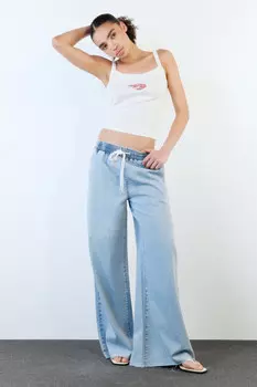Джинсы широкие с поясом-резинкой на завязках