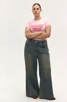 Джинсы широкие с резинкой на поясе