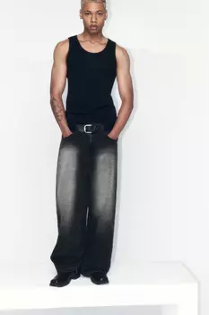 Джинсы широкие с вареным эффектом