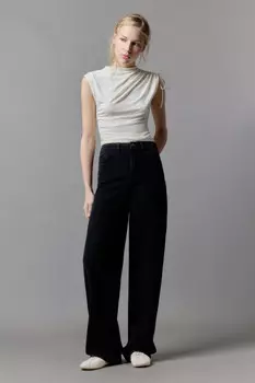 Джинсы широкие с высокой посадкой