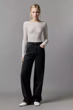 Джинсы широкие с высокой посадкой