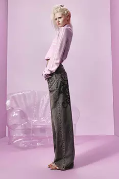 Джинсы широкие со средней посадкой