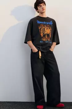 Джинсы широкие вареные с брелоком