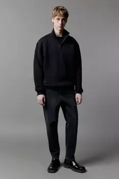 Джинсы tapered fit зауженные