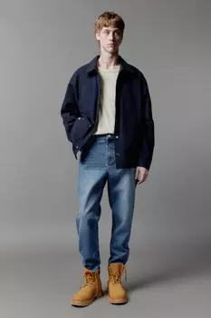 Джинсы tapered fit зауженные