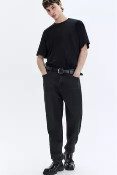 Джинсы tapered fit зауженные со средней посадкой