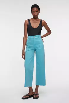 Джинсы-трубы wide leg широкие с обрезанными краями