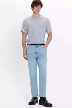 Джинсы зауженные со средней посадкой