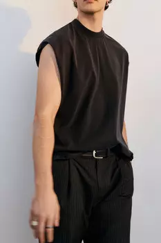 Футболка хлопковая с обрезанными рукавами