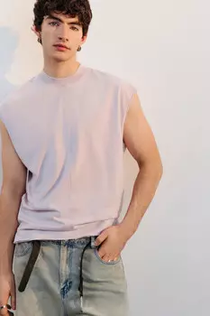 Футболка хлопковая с обрезанными рукавами