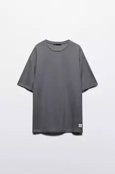 Футболка из фактурной ткани