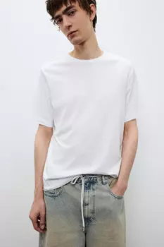 Футболка из легкого хлопкового трикотажа