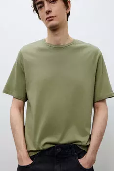 Футболка из легкого хлопкового трикотажа