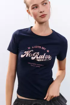 Футболка облегающая с принтом