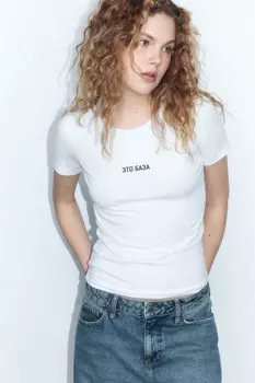 Футболка облегающая с принтом-надписью