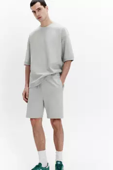 Футболка oversize из плотного трикотажа