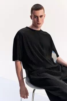 Футболка oversize из ткани в рубчик