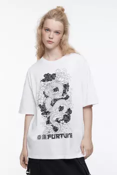 Футболка oversize с драконом и надписью