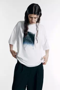 Футболка oversize с принтом-абстракцией