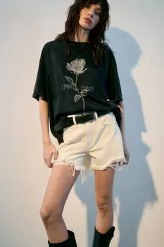 Футболка oversize с вареным эффектом и принтом