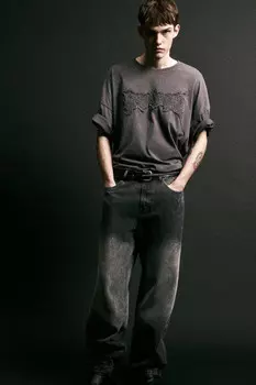 Футболка oversize в стиле гранж