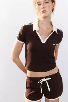 Футболка-поло с лампасами и надписью