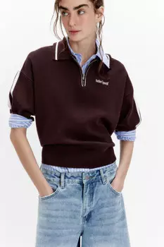 Футболка-поло вязаная с надписью на груди