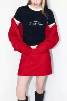 Футболка полуприлегающая с надписью